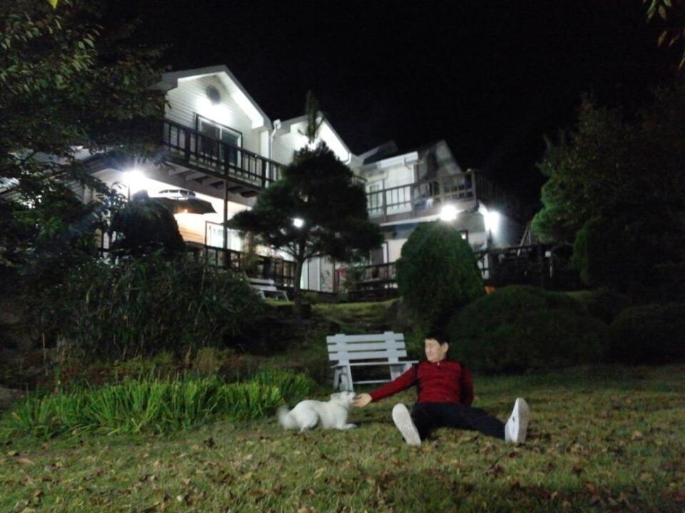 Chamjoeun Pension Chechon Bagian luar foto