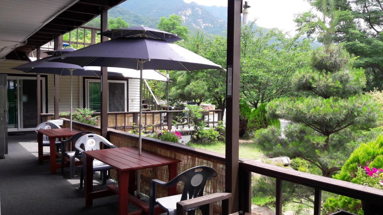 Chamjoeun Pension Chechon Bagian luar foto